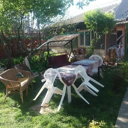 Prázdninový dům Cazare La Corbu Aproape De Mare-Casa Radu *